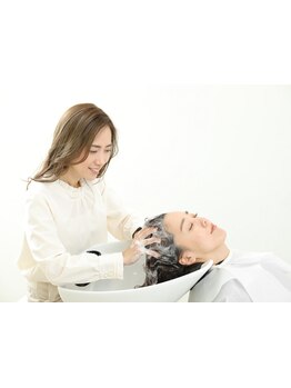 クレオパトラも愛した薔薇の女王【ダマスクローズ】の芳香な香りに包まれながら至福のSPA体験♪\2200～！