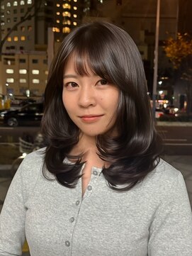 エッセンザ 梅田(ESSENZA) 海外レイヤー