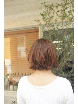 エコルアヘアー(ecolua hair) ショート