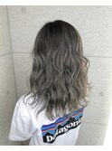 グレージュ