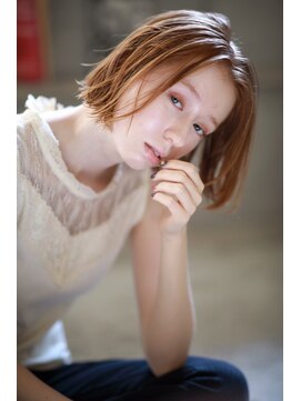 クロム バイ リエット(Chlom by Lietto) Chlom☆新宿 ペールオレンジショートボブ