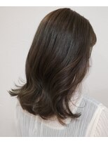 フゥカ 売市店(fuka)&nbsp;オリーブカラー×韓国人風スタイル