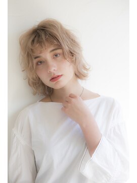 ミエルヘアーエスト 新宿店(mielhair est) ハイトーン×外ハネミディ【新宿】