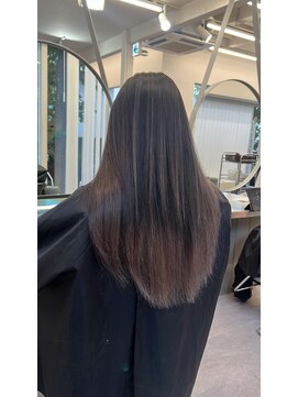 ログ オモテサンドウ(L.O.G OMOTESANDO) 『 ケアブリーチ 』シャドウルーツ 10代20代 表参道