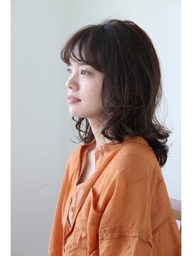 ヘアーアンドメイク エクリ 不動前店(Hair&Make equri) ミディアムレイヤースタイル【目黒不動前】