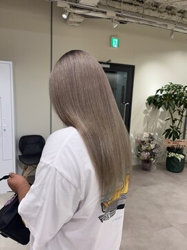 ユニ(Uni.) ミルクティーベージュカラー