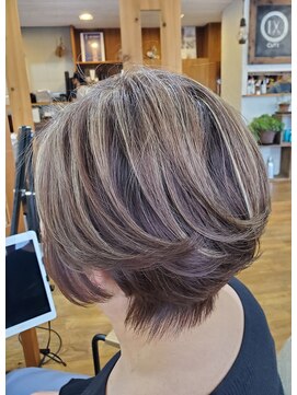リビングヘアルーム(LIVING HAIR ROOM) ショートボブ