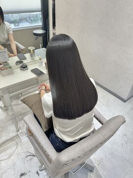 コア 梅田茶屋町店(Core) 髪質改善×酸性縮毛矯正×美髪カラー 【core 梅田茶屋町】