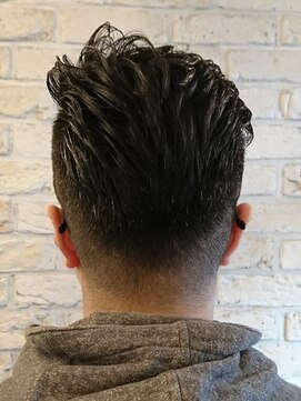グラッドバーバードットエビス 恵比寿(GLAD BARBER. EBISU) サーフカール/スパイキーショート/ブルーブラック[恵比寿]