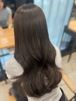 アリュウル 表参道 青山(Allure)&nbsp;透明感グレージュカラー×レイヤーカット○伊藤