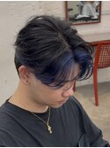 簡単オシャレブルーインナーカラーセンターパート