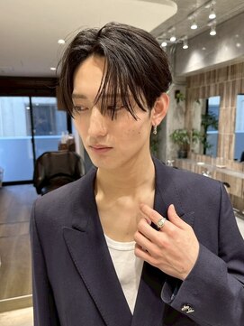 ファルベ(Farbe) サーフカール/刈り上げセンターパート/波巻きツイストスパイラル