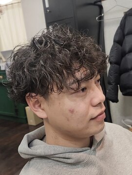 アンジー Angie 20代/30代/波巻き×シャドウパーマ