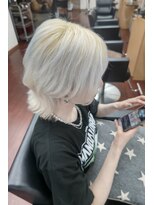 ルッカヘアガーデン 鶴ヶ島店&nbsp;ウルフカット/外ハネ/ワンカール/ブリーチ/ダブルカラー