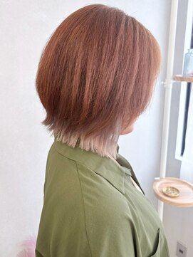 ミュラ(mulah) インナーカラーホワイトベージュ×暖色カラー*レイヤーカット