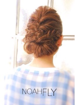 ノアフライ(NOAH FLY) ♪ルーズが可愛いねじりヘアアレンジ♪【国分寺駅】