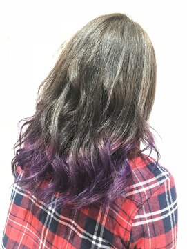 アンナ ヘアアンドアイズ(AnNa hair&eyes) ピンクパープルのグラデーション