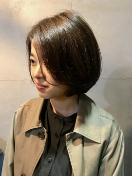 ペタル (PETAL) 艶のあるショートボブ