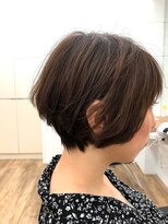 アメリ(Ameri)&nbsp;-Ameri-ショートボブ　×   柔らかベージュ