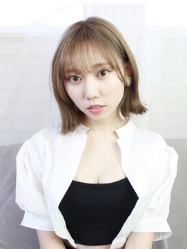 アヴァン(avant) 〈avant〉ミルクティーベージュ　外ハネボブ