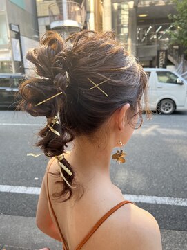 レイン(RAIN) 編み下ろしポニーテール