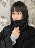 黒髪顔まわりレイヤースタイル