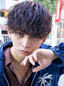 アイトーキョー 横浜(AI TOKYO) 束感/アップバング/ツーブロックマッシュ/コンマヘア[横浜駅]