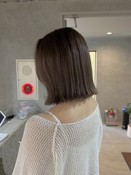 ラック(LUCK) レイヤーロング/ステップボーンカット/シルキーベージュ/船橋