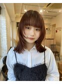 ミディアムストレートレイヤーカット似合わせカット
