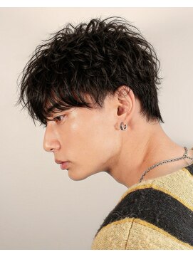 オーシャントーキョー ホワイト 原宿(OCEAN TOKYO WHITE) 無造作ラウンドマッシュウルフツイストスパイラルパーマ黒髪
