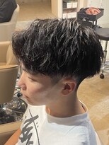 ブルニール 中崎町(BLEUNIR) ツイストスパイラル ツーブロック 無造作 マッシュ