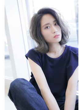 レイリー(LAiLy) 抜け感◎シルバーアッシュラフショート★