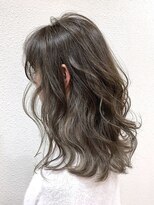 エレン バイ アルティナ(Ellen by artina)&nbsp;波巻きセミディ×ハイライトカラー【Ellen新宿】