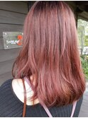 ナチュラルくびれヘアミディアム×ゆるふわスカーレット