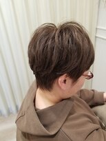 ロアールメイ(LOAOL mei)&nbsp;2ブロ/耳出し/ベリーショート