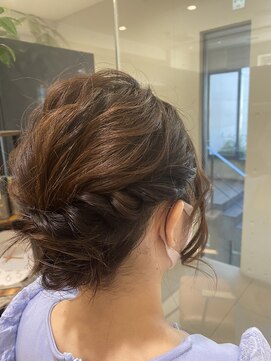 アキオドットヘアー(AKIO.hair) デート、友達とのお出かけ！カジュアルアレンジセットスタイル！