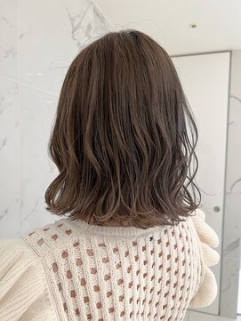 アヴァンスクロス あべのルシアス店(AVANCE.CROSS) ナチュラルフォギーベージュ×切りっぱなしボブ