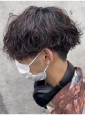 波巻きスパイラルパーマメンズマッシュツーブロックメンズパーマ
