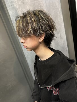 グラフィーサッポロ(Graphy sapporo) 10代　20代　メンズヘア　パーマ　ハイライト　マッシュウルフ