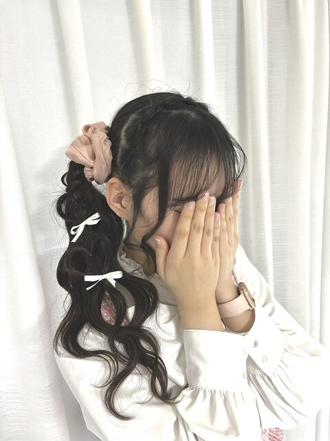 編みこみカチューシャハートヘアアレンジ