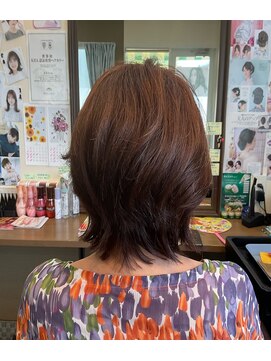 サロンドミナ(SALON DE MINA) ウルフカット