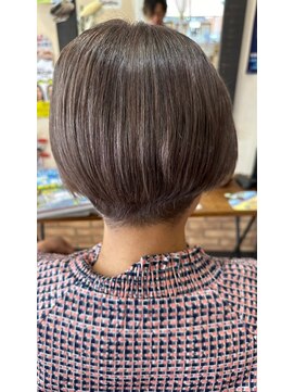 ヘアスタジオブービー ナチュラルショート