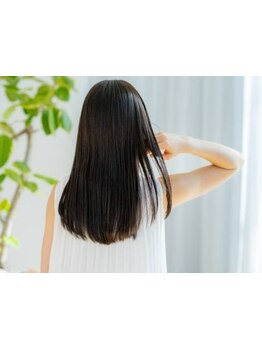 髪を労わりながらオシャレを楽しむ♪ダメージレスで透明感のある仕上がりで大人女性の魅力を引き出します＊