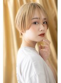 ホワイトブロンド透明感カラー小顔丸みショートY浦和10代20代
