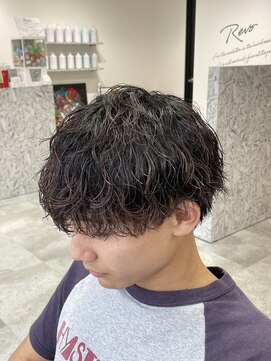 レボ(Revo) 細かくしっかり！波巻きパーマ