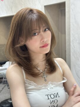 ロンド レア 天神大名店(Lond Le’a) ホワイトブロンド/外ハネボブ/美髪/ワイドバング/ブルーブラック