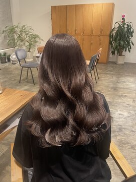 トラ バイ プティパ(Tora by petit pas) 艶感たっぷりショコラブラウンカラー！