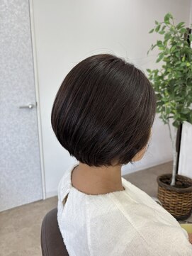 ラヴィリス バイ レム(Raviliss by rem) ショートボブ スタイリング楽チン 髪質改善トリートメント 奈良