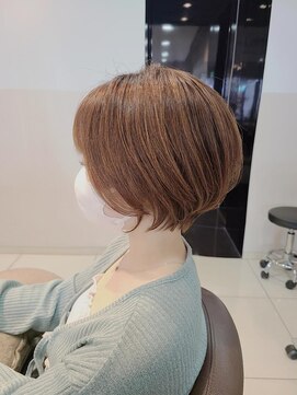 ロハスバイケンジ(LOHAS by KENJE) 【小田急相模原】小顔ショートボブ