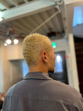 ビーバイエイトジェンツ(Bee by EIGHT GENTS) 南堀江駅/MEN'S/メンズカット/メンズパーマ/フェードカット